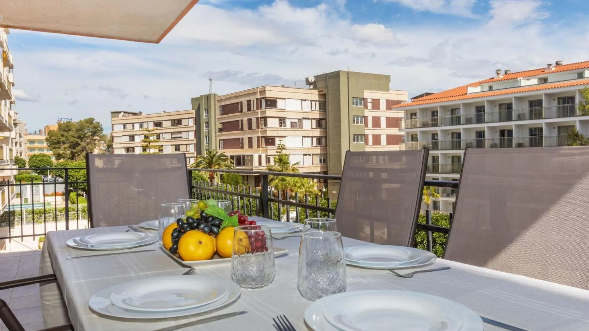 Apartment Turo Park By Interhome Salou